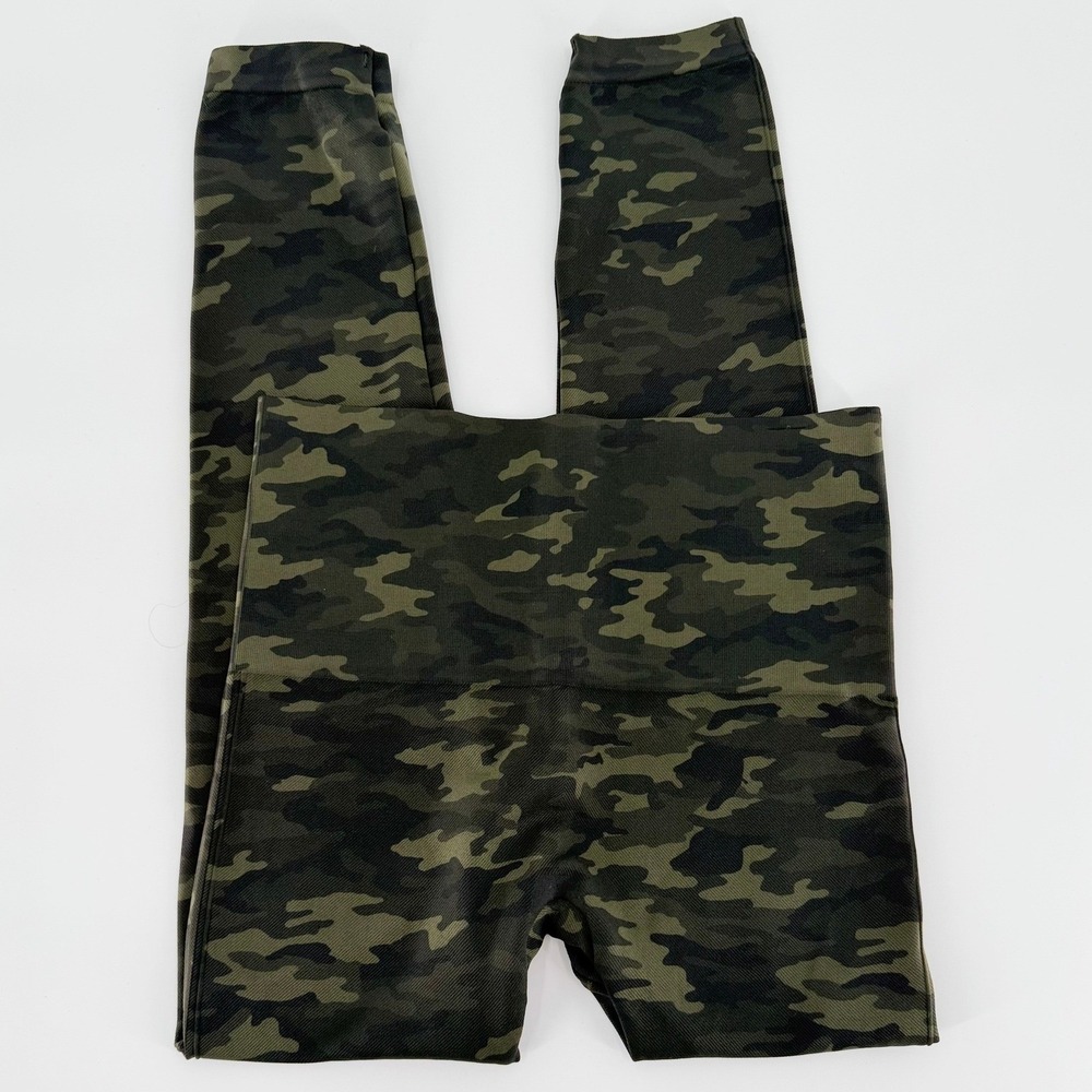 SPANX Look At Me Now Seamless Leggings Green Camo High Waisted Tummy Control XL